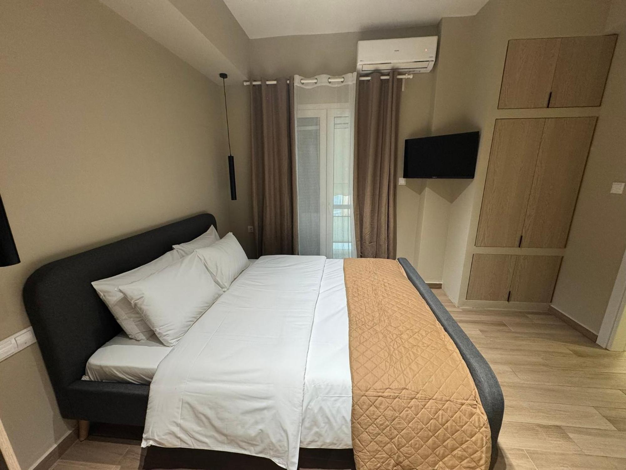 Artemis Apartments Diakopto Exterior photo